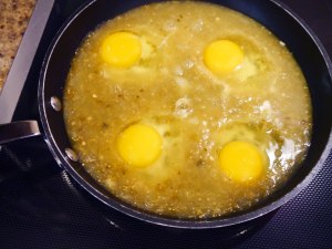 Slide-eggs-into-pan